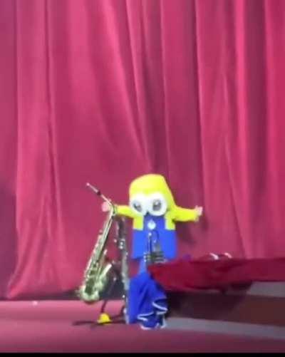 The show must go OOO-