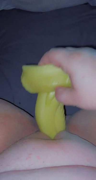 cum see more of me baby 💦 only $6 a month 🤍 link down below 👇🏻