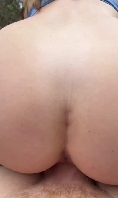 React to this and i will send you a nude