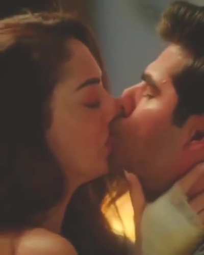 Sandeepa Dhar intimate Kiss