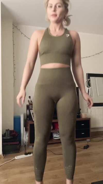 My Superpower?.. My Clothes disappear when I’m within 10 feet of a hard Cock 🤭💓