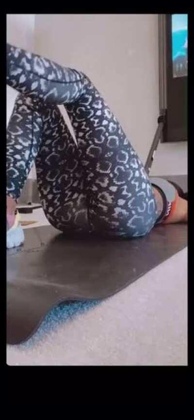 That ass so fuckin soft 🤧