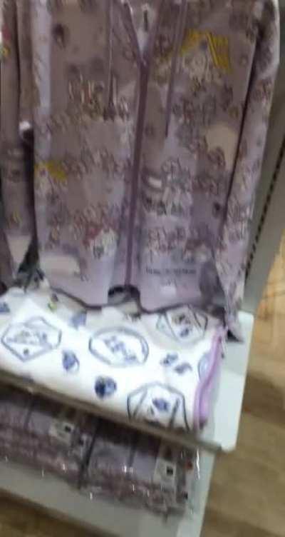 One Minute at the NINTENDO Tokyo store (AC Section) today (1/14/22)