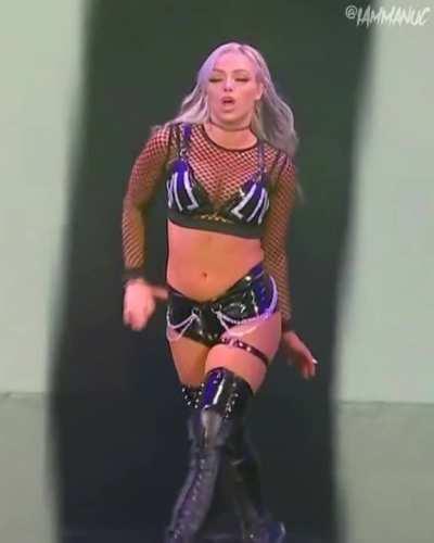 Liv Morgan Entrance 😍💁🏼‍♀️