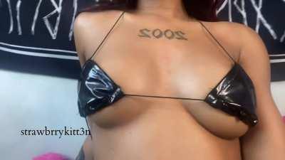 pretty face and tits to cum on