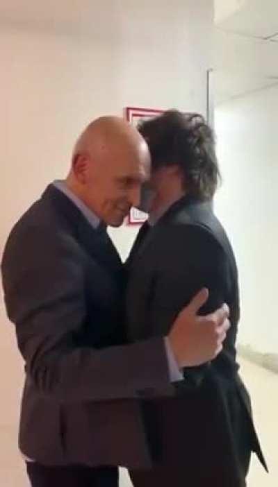 Encuentro y saludo de Javier Milei y Jose Luis Espert en TN.