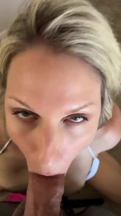 I love sucking cock, but I love it even more with a cock sliding in and out of my pussy 😇