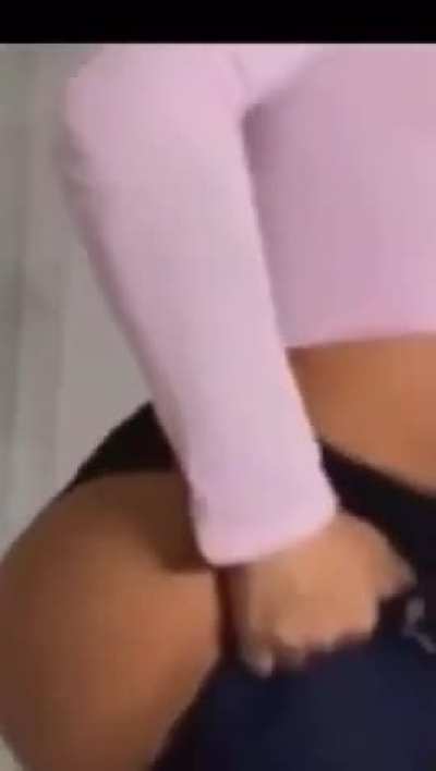 Ari shi so wobbly