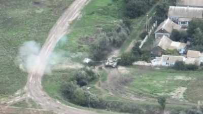 ua pov - full video of a Russian tank participating in active combat in Ukraine and exploding after a direct missile hit