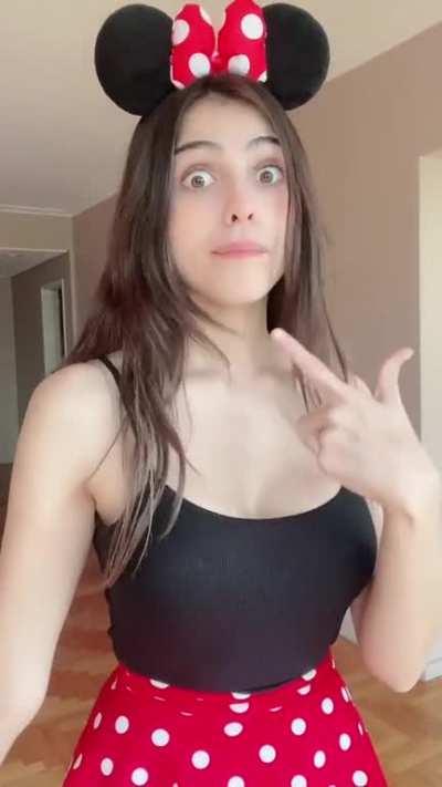 Como le rebotan esas tetas