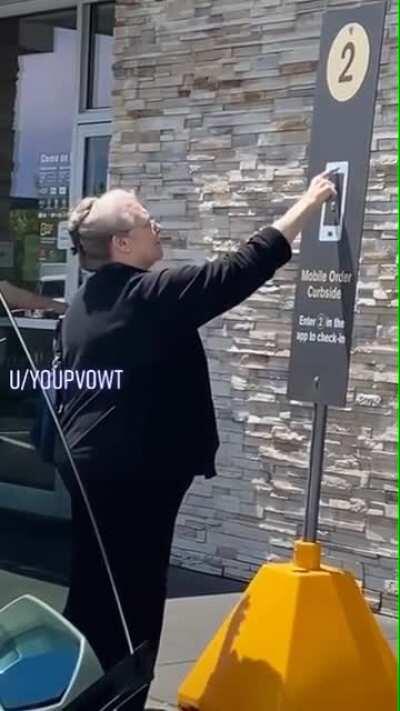 Someone’s gonna freak out soon.