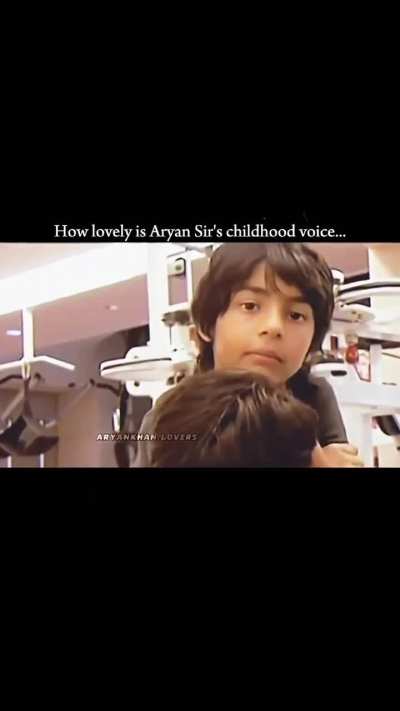 How lovely is Aryan Sir's childhood voice... Father son bond for life!! 