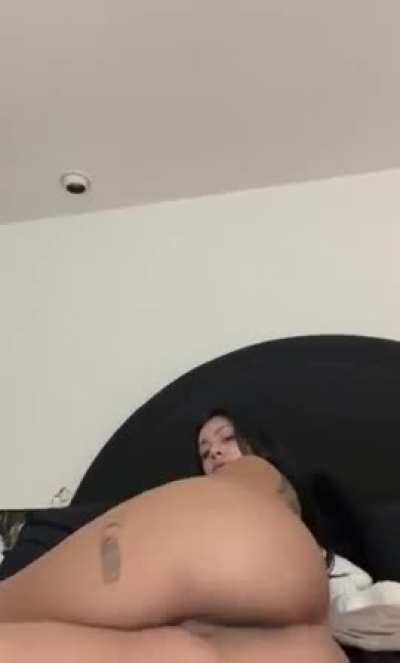 CHRØMǍZZ (RǍPPER) showing it all 👀👌🏾