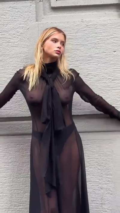 Alla arrives at Blumarine Fashion Show during the Milan Womenswear Spring/Summer 2026 Fashion Week - IG September 2025