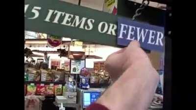 Nothing I hate more then bad grammer. Its the worstest.