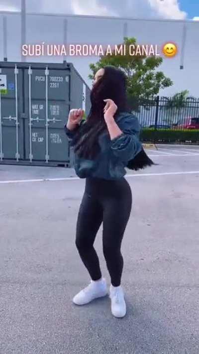 Que rico lo tiene 🍑😋