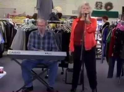 If you haven't caught this summers biggest banger you might be missing out. It's the keyboard solo at the end that does it for me!