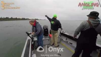 Hey Smails! My dinghy's bigger than your whole boat!