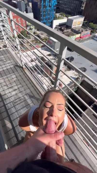 finished him on the balcony 😋