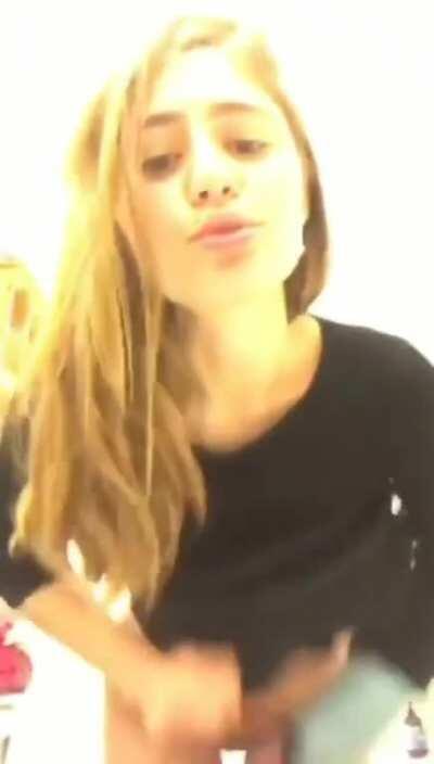 Lia Marie Johnson flashes her pussy on Instagram Livestream