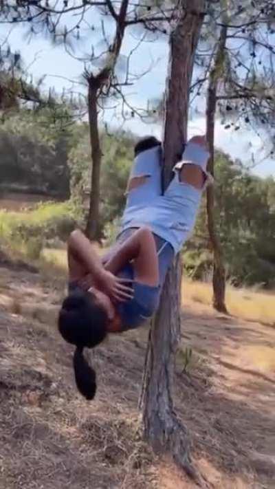 Impressive work-out using a piece of wood.