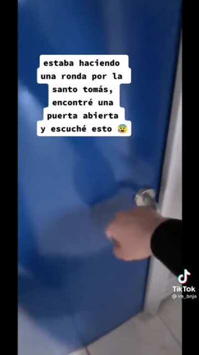 No estamos solos😖😖