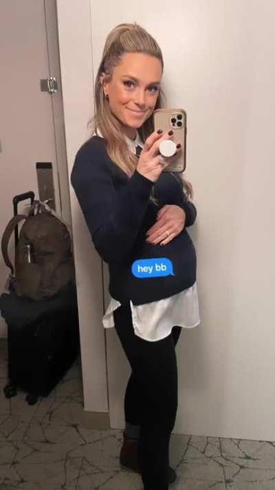 Molly McGrath (ESPN) is expecting her second child in the Spring. (photo shared in her Instagram stories today)