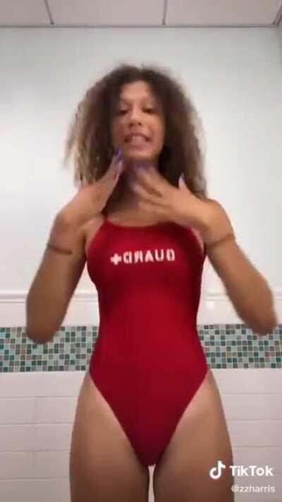 Imagine Getting Mouth to Mouth 👅