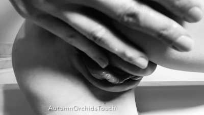 Slow motion manual stimulation of my gorgeous pumped pussy…