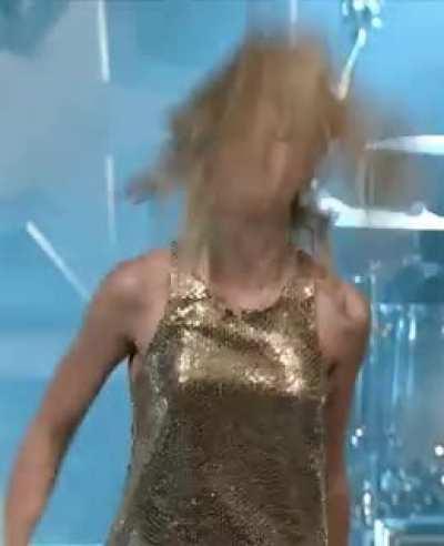 T-SWIZZLE CAN BOUNCE