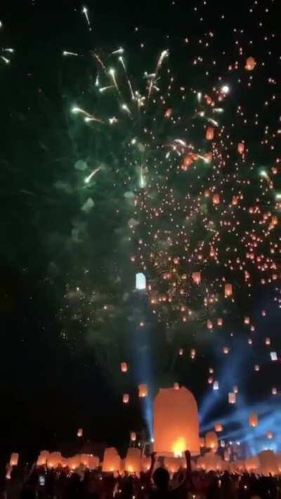 Gorgeous lantern festival in Thailand looks dope, but what happens with the lanterns? More trash for the ocean?