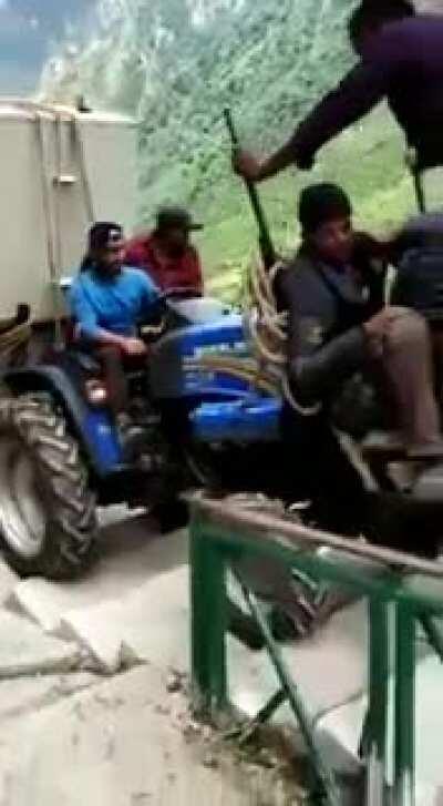 Driving Skills - Transporting goods to Kedarnath