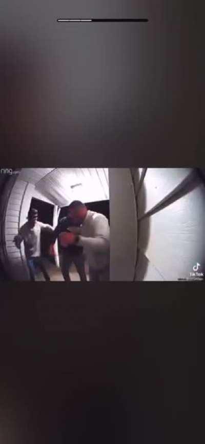 He’s got a pizza cutter