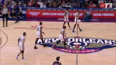 [Highlight] Gabe Vincent at the buzzer!