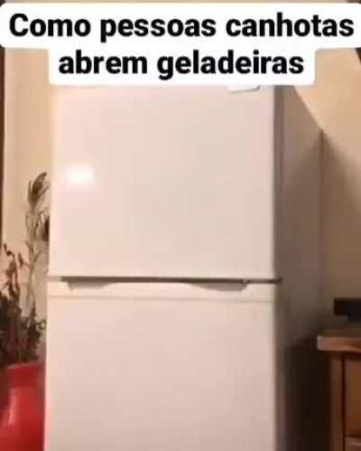 MINHA PRIMA AE KKKKKKKLL dó