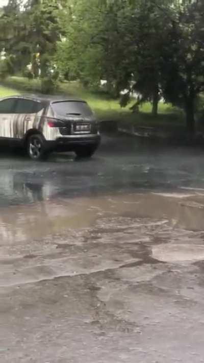 в Саратове весело, прорвало каналюгу