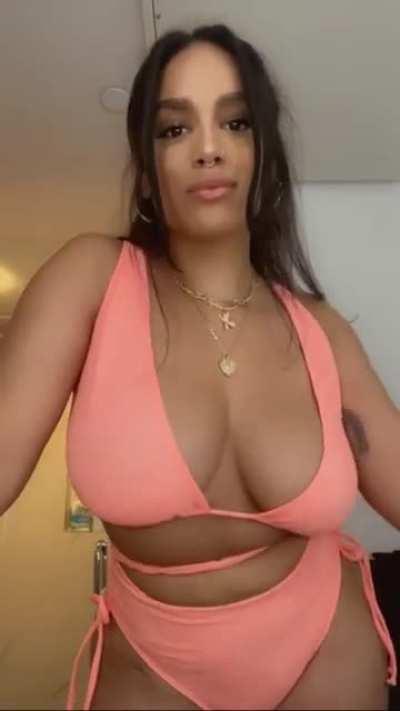 An old vid from her IG reels