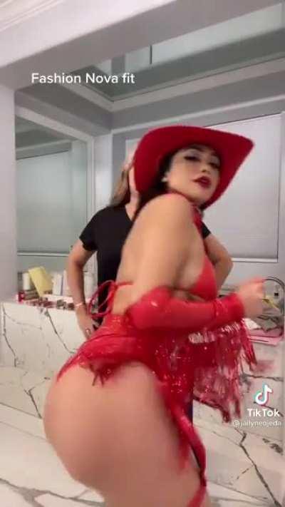 Walking 🚶🏽‍♂️ Away