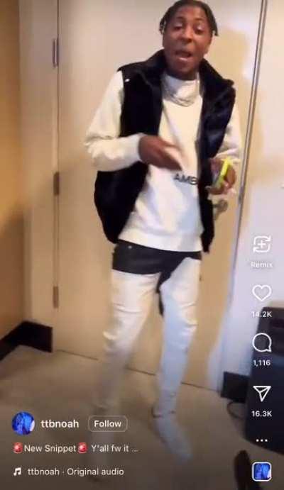 bro kind of sound like uzi