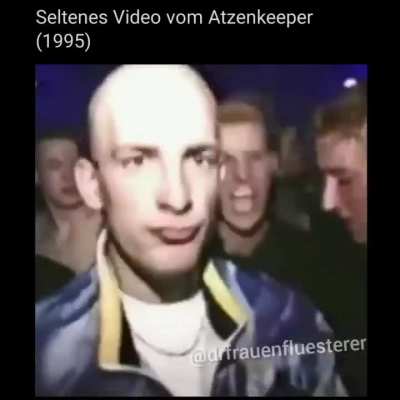Es ist 1995, du bist feiern im Club und MC Bogy will dir MDMA andrehen - Was machst du?