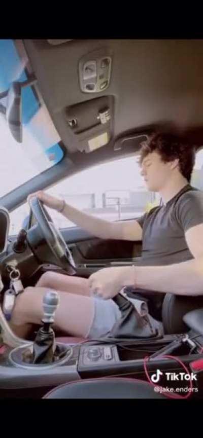 I couldn’t have been the only one who saw that.. 😳