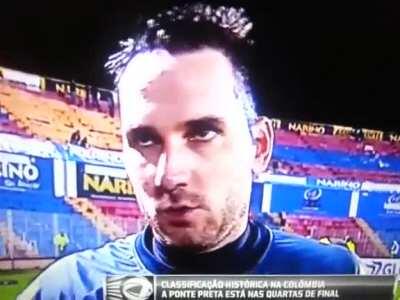 Existe alguém mais frio que esse goleiro?