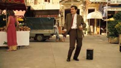 Mr Bean becomes a GANG-STAR