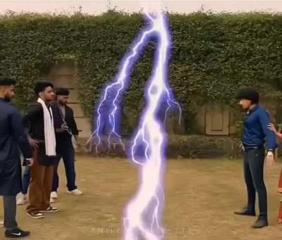 Bhojpuri movies ka level kuch alag hi hai 