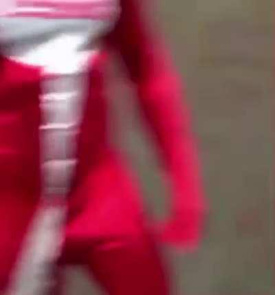 There’s something surreal and calming about Savage Mode 2 over this video.