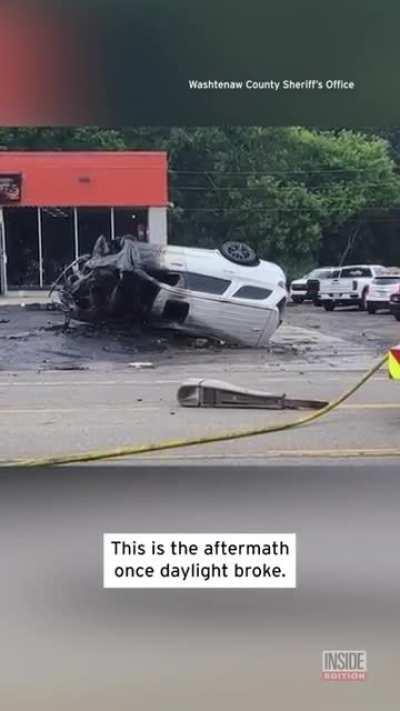 Fiery crash while fleeing from the cops