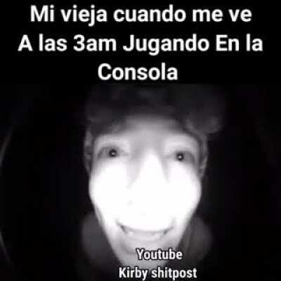 Mi hermana lleva 5 AM viendo Youtube