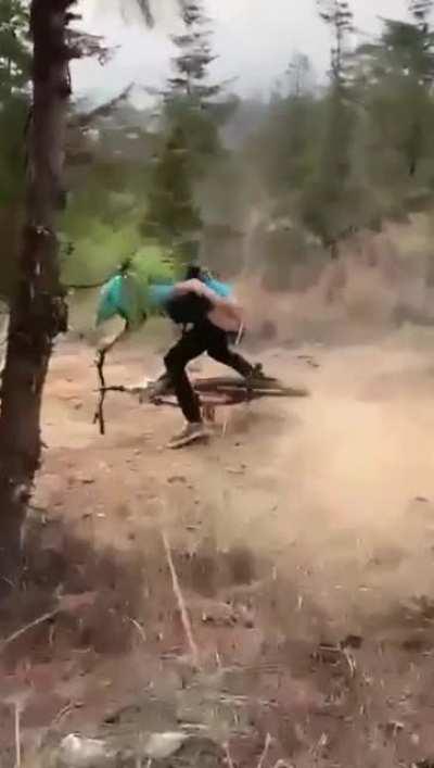 WCGW Not wearing an ass helmet