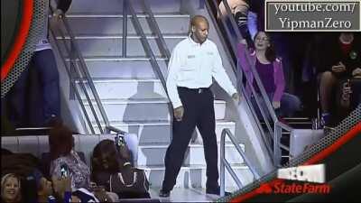 We doin this RIGHT NOW? OH YEAH!!