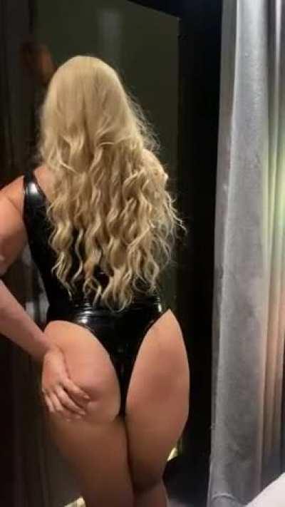 Pre-poop farts are the best right? 💩